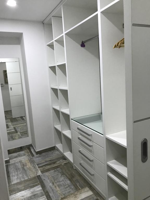 Apartment Ajla Tuzla Bagian luar foto