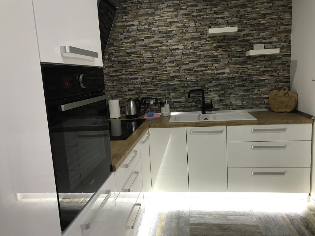 Apartment Ajla Tuzla Bagian luar foto