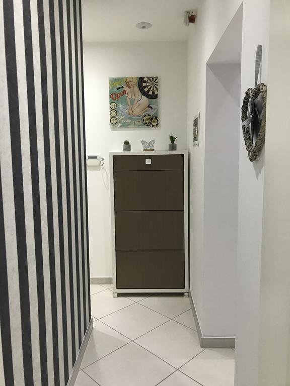 Apartment Ajla Tuzla Bagian luar foto