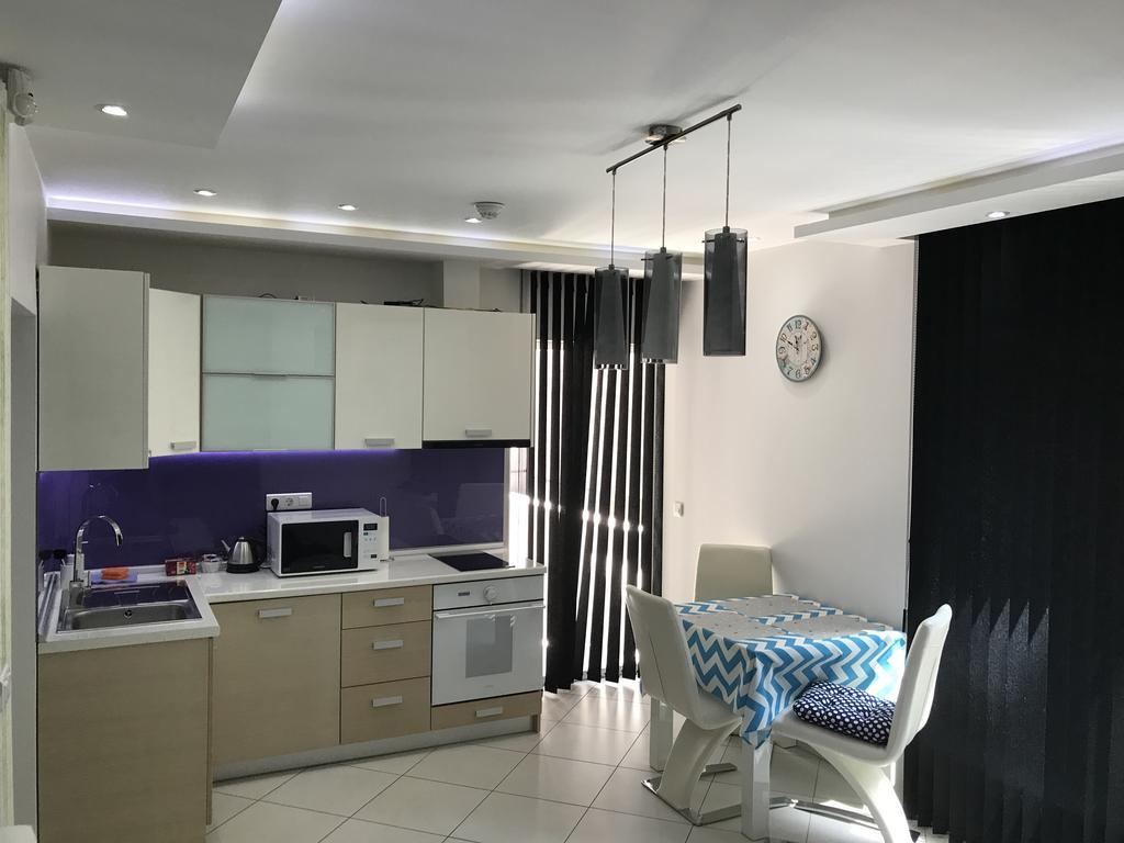 Apartment Ajla Tuzla Bagian luar foto
