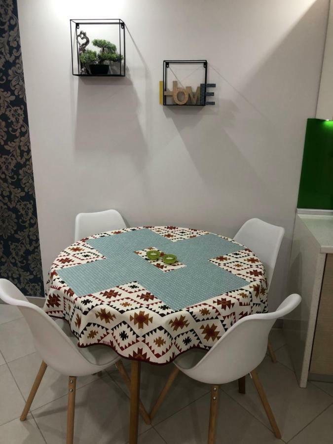 Apartment Ajla Tuzla Bagian luar foto